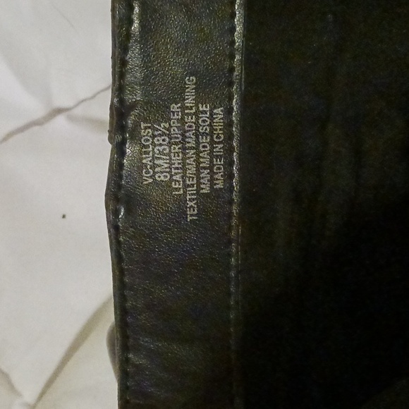 Size 8 m Vince Caputo boots zipper side leather uppers - Picture 6 of 6